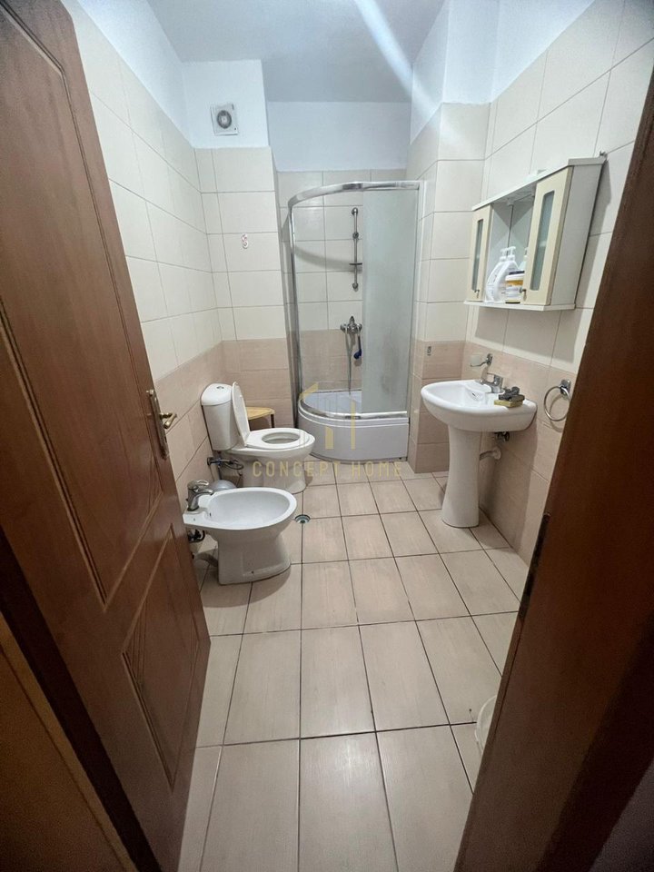 Appartamento 2+1 in affitto ad Astir/Prezzo: 50.000 leke al mese