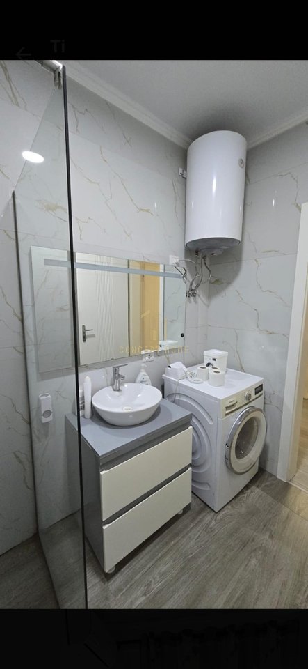 Jepet me qera apartament 1+1 tek Selvia