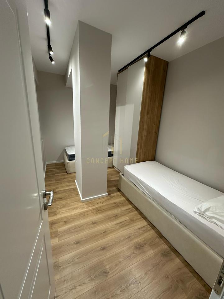 Appartamento 2+1 In Affitto in Via Kavaja, di fronte al "Complesso Delijorgji" Tirana - 900€ | 95 m²