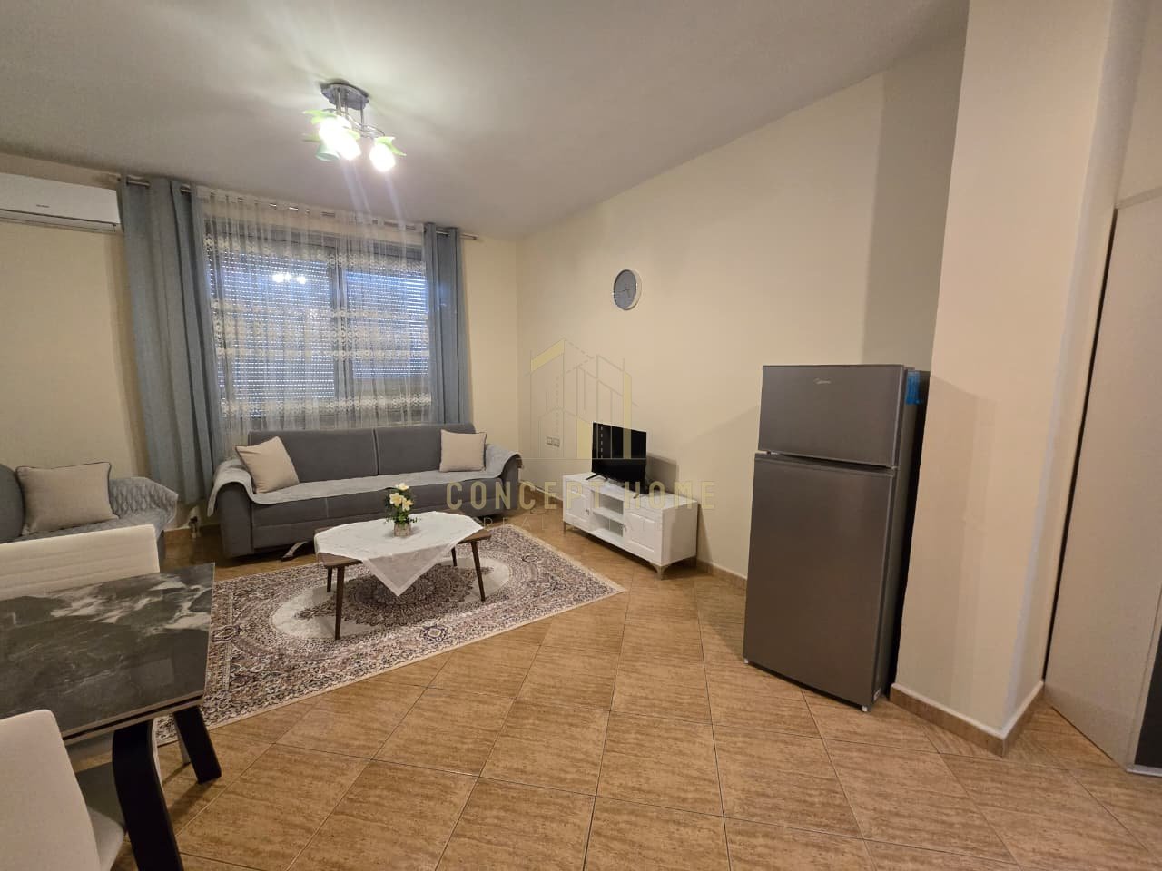 Jepet Apartament me qera 2+1+2 tek Rruga e Kosovareve