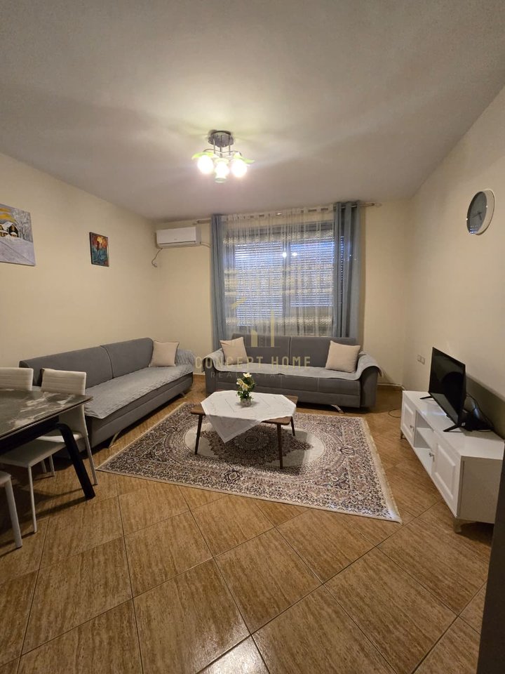 Jepet Apartament me qera 2+1+2 tek Rruga e Kosovareve