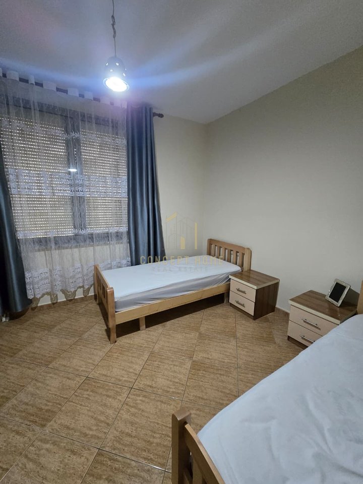 Jepet Apartament me qera 2+1+2 tek Rruga e Kosovareve