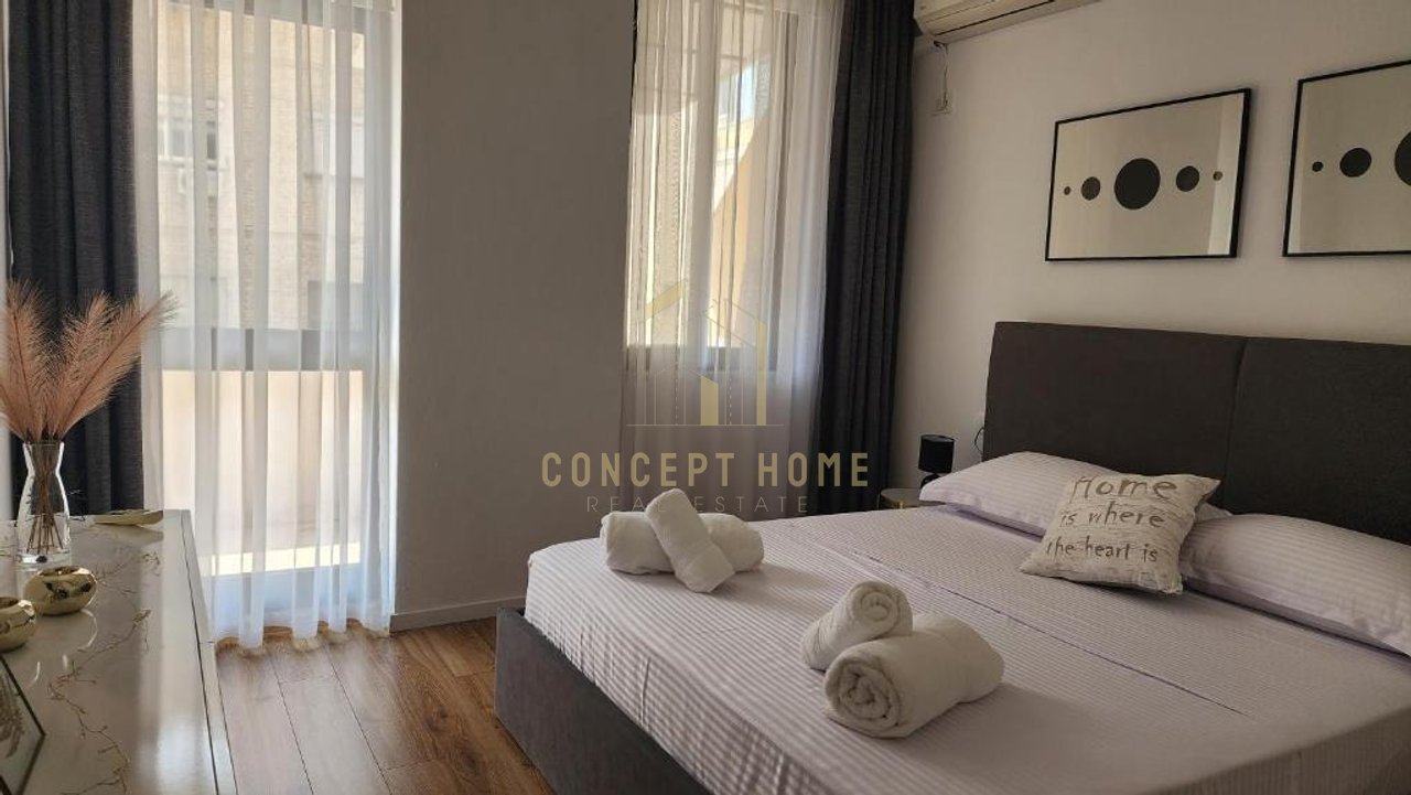 Apartment 2+1 for rent at Rruga e Kavajes