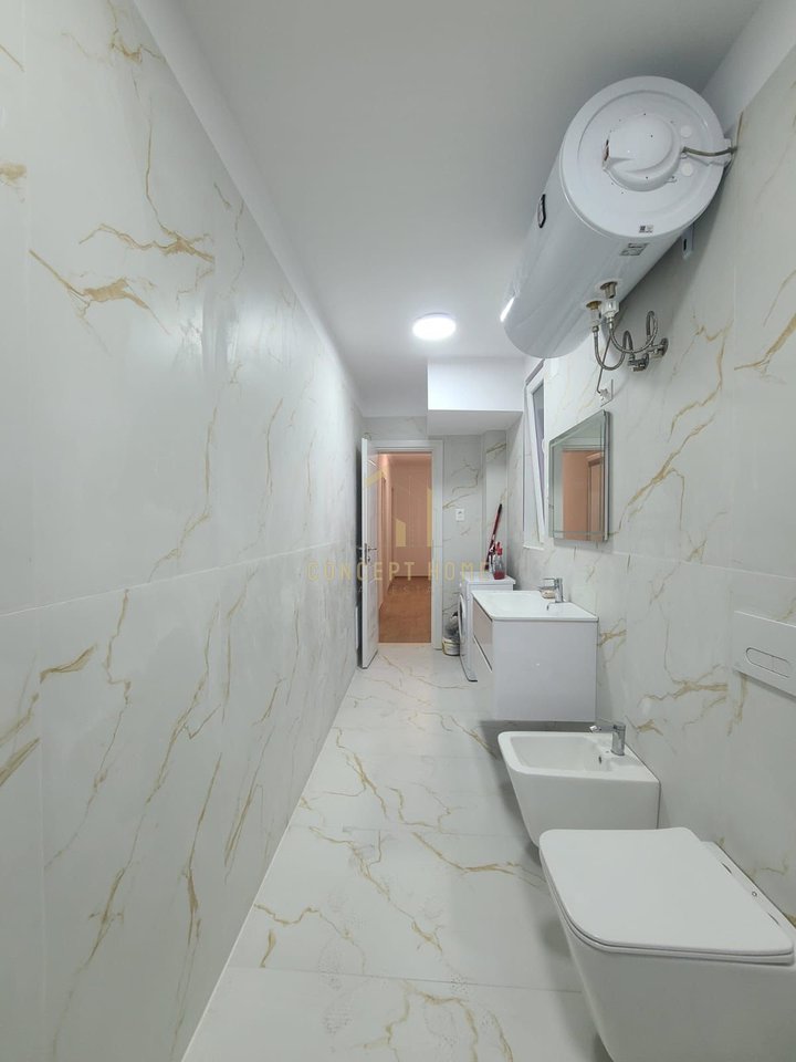 Jepet me qera apartament 2+1+2 ne Qender