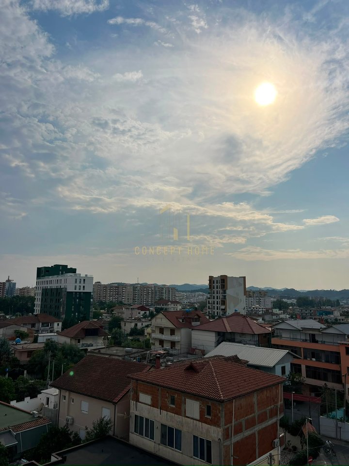 Appartamento 2+1 in affitto in via Dritan Hoxha (vicino all'ex Piazza Shqiponja)
