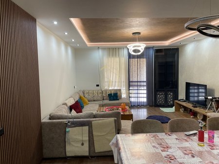 Apartment 2+1 for rent at Komuna Parisit