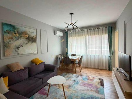 Appartamento 2+1+2 in affitto ad Astir