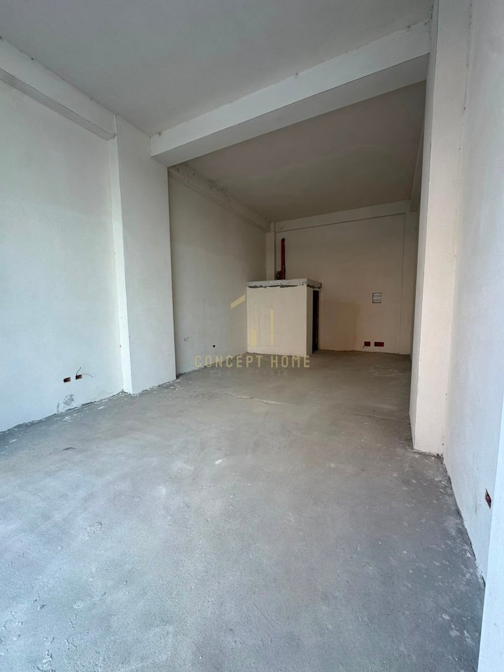 Shop for sale at Oxhaku Mirabella residence