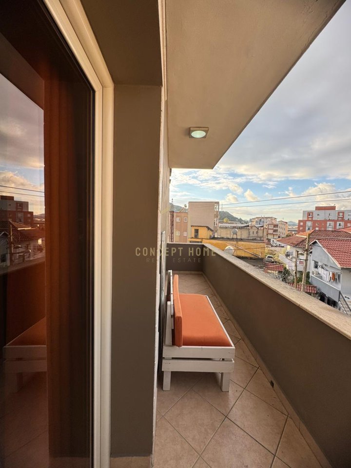 Jepet me qera apartament  1+1 në Selite