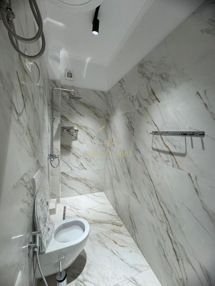 Jepet me qera apartament  1+1 në Selite