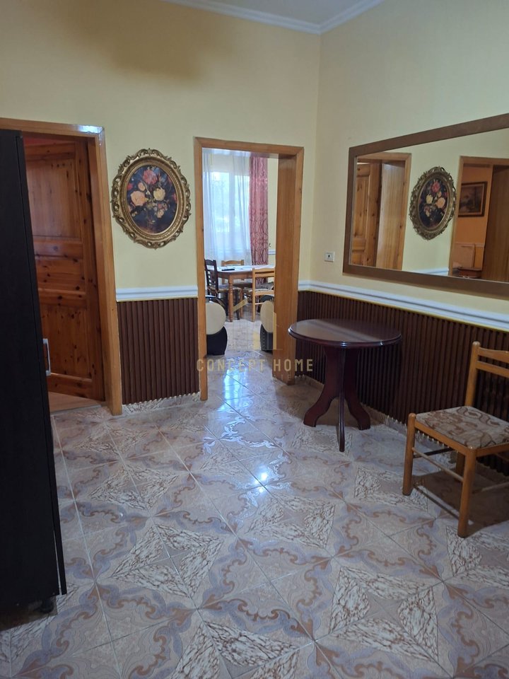 Apartment 2+1 for rent at the Paris Commune