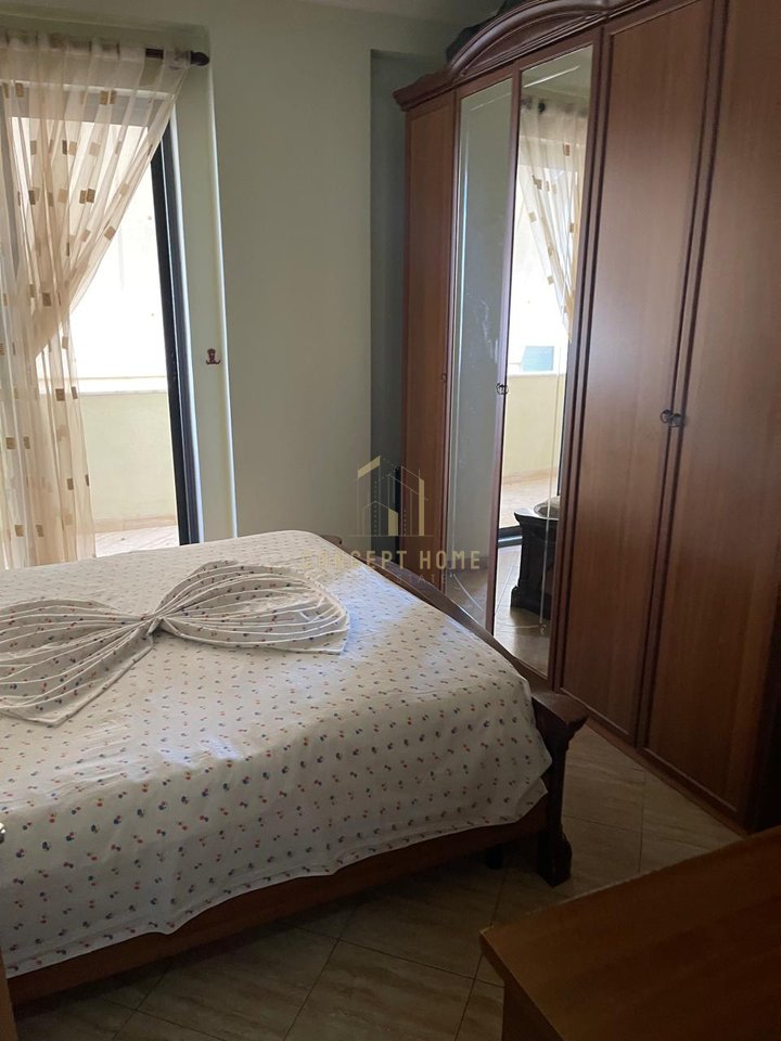 Shitet apartament 2+1 tek Kodra e Diellit