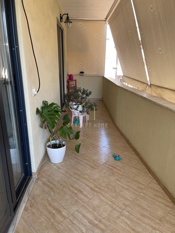 Shitet apartament 2+1 tek Kodra e Diellit