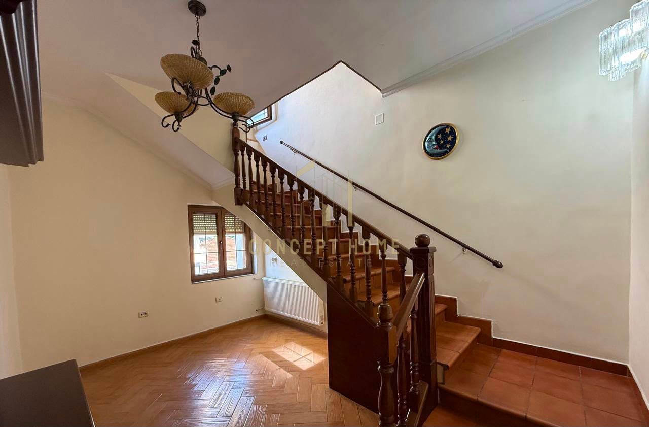 Duplex in affitto a Bllok