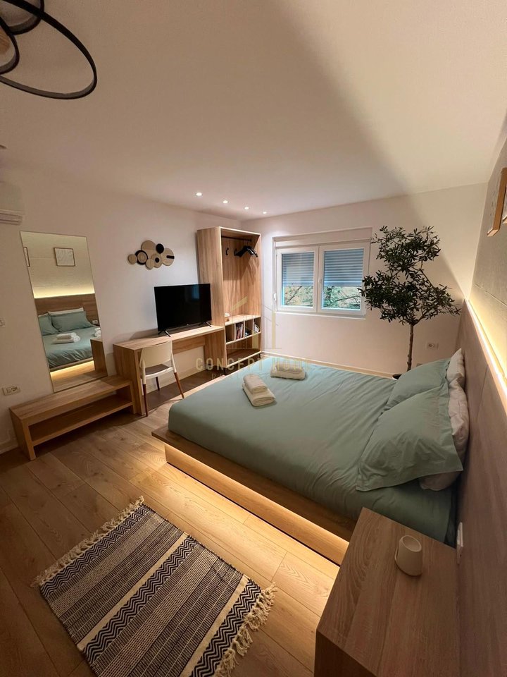 Jepet me qera apartament 1+1 Ne Qender
