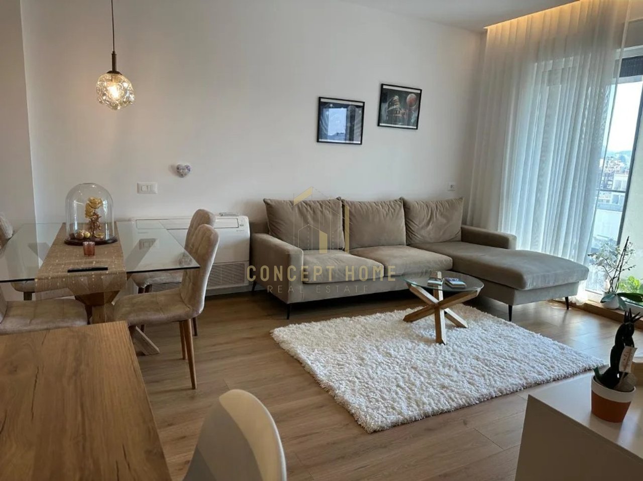 Shitet apartament 2+1+2 tek Kompleksi Kontakt, 21 Dhjetori