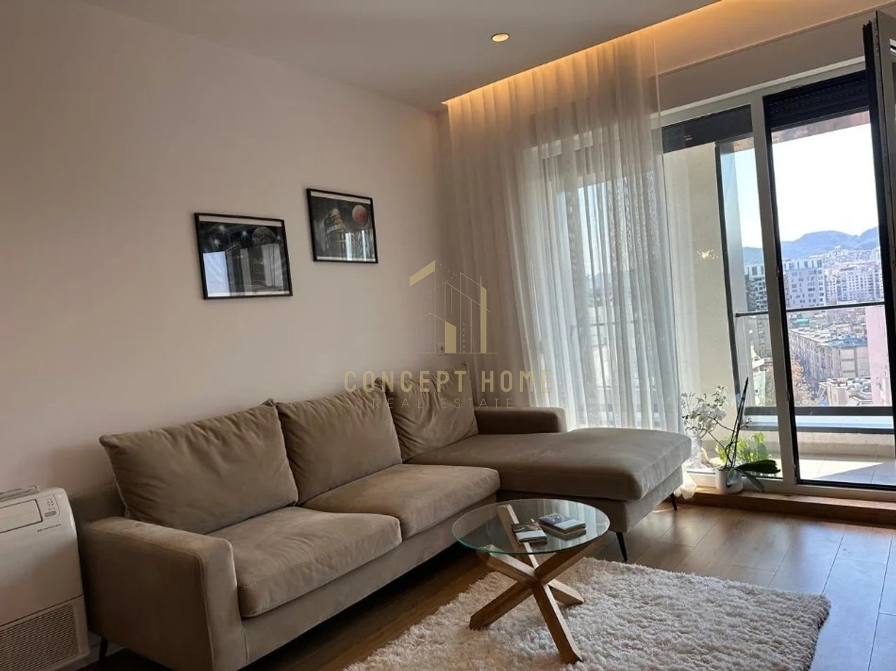 Shitet apartament 2+1+2 tek Kompleksi Kontakt, 21 Dhjetori