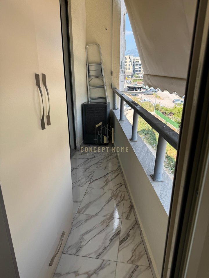 Apartment 2+1+2 for rent at Kthesa e Kamzes.