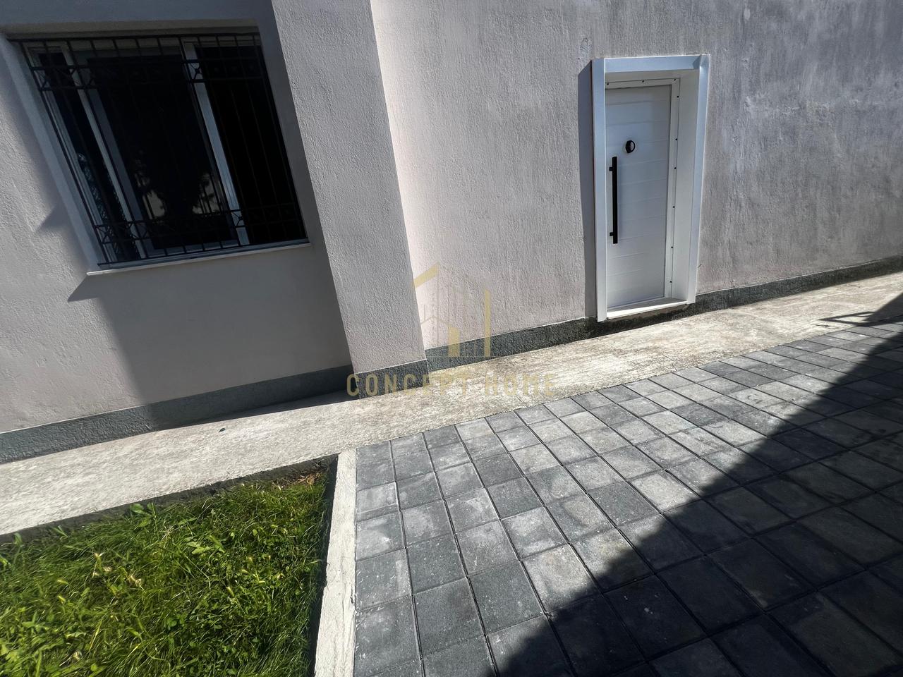 Jepet me qera shtepi private ne Paskuqan