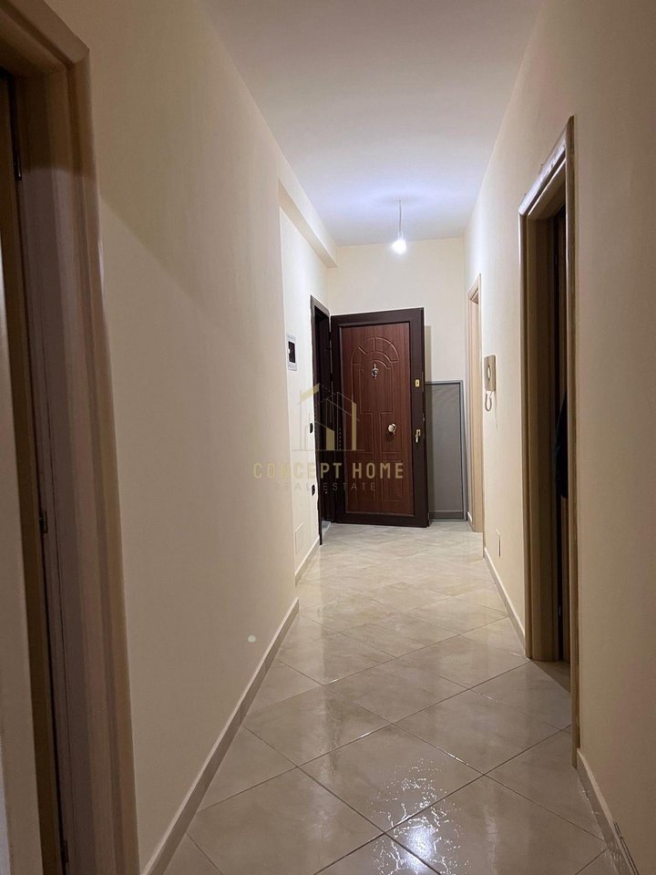Shitet apartament 2+1 ne Misto Mame