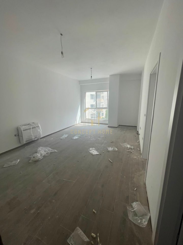 Jepet me qera ambient zyrash ne Laprake(Aura)