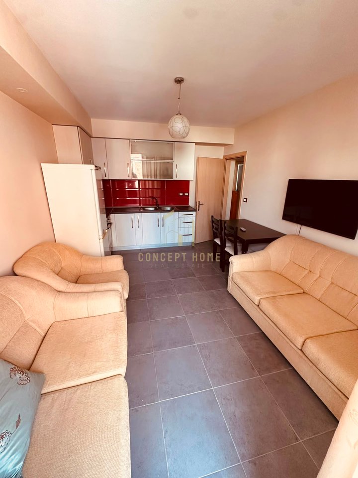 Jepet me qera apartament 1+1 tek Rruga e Dibres