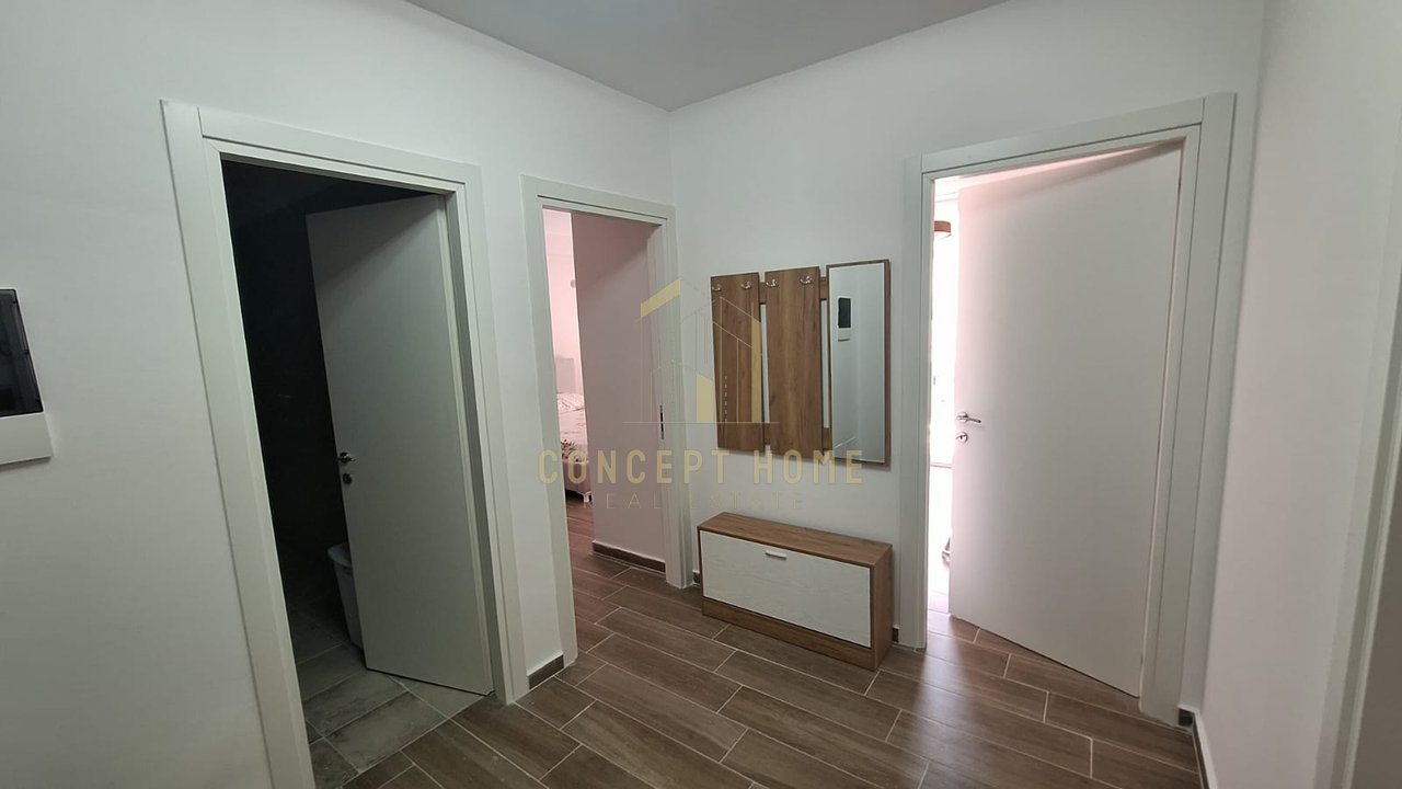 Affittasi appartamento 2+1 a 5 Maj