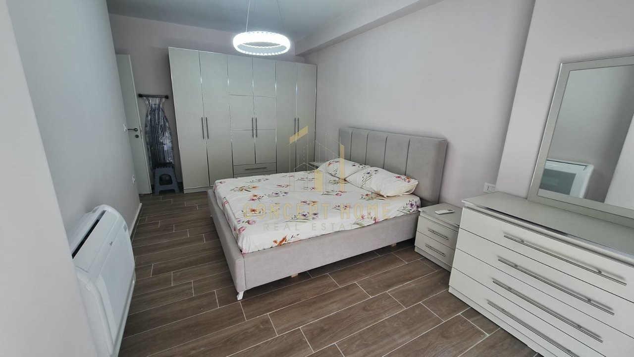Affittasi appartamento 2+1 a 5 Maj