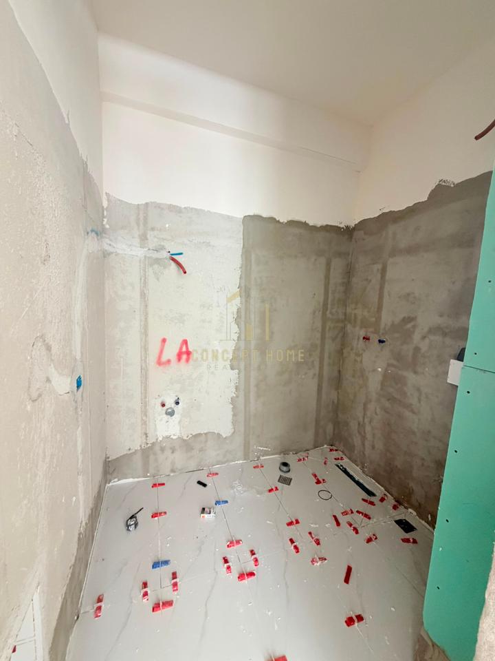 Shitet apartament 2+1+2 ne Paskuqan tek British Residence.
