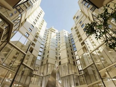 Shitet Apartament 1+1 tek Colonnade,  Zogu i Zi