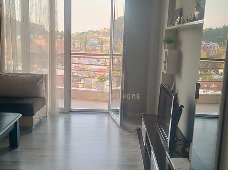 Jepet me qera apartament 2+1 ne Misto Mame