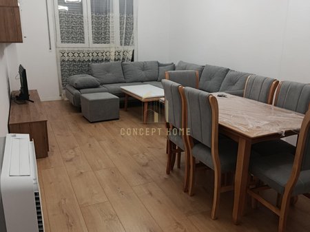 Apartment 1+1 for rent in Kamez
