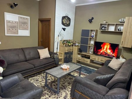 Appartamento 3+1+2 in affitto ad Astir
