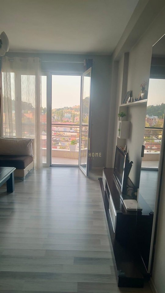 Jepet me qera apartament 2+1 ne Misto Mame
