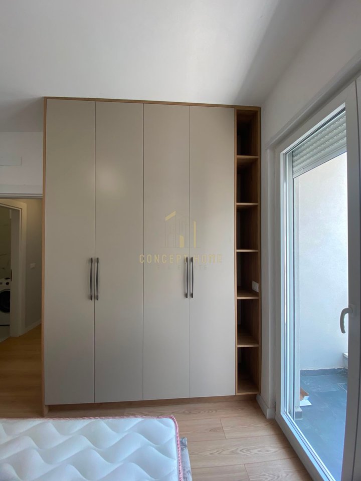 Jepet Apartament me qera 2+1+2 tek Univers City