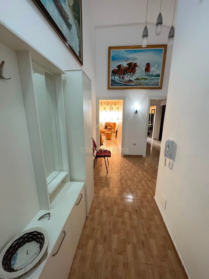 Shitet apartament 2+1+2 ne Fresk /Cmimi : 185milion e 600mij leke
