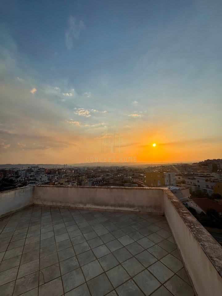 Shitet apartament 2+1+2 ne Fresk /Cmimi : 185milion e 600mij leke
