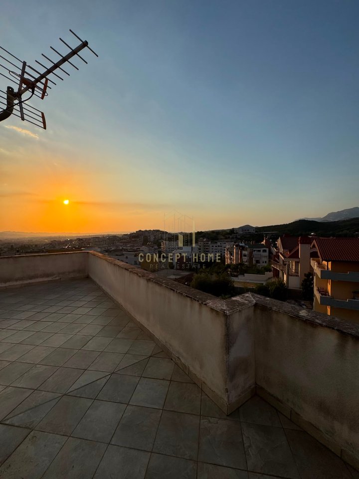 Shitet apartament 2+1+2 ne Fresk /Cmimi : 185milion e 600mij leke