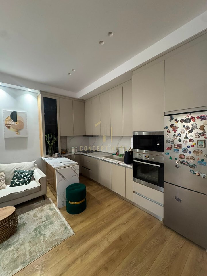 Jepet me qera apartament 2+1 tek Rruga e Dibres “Amerikan 2”