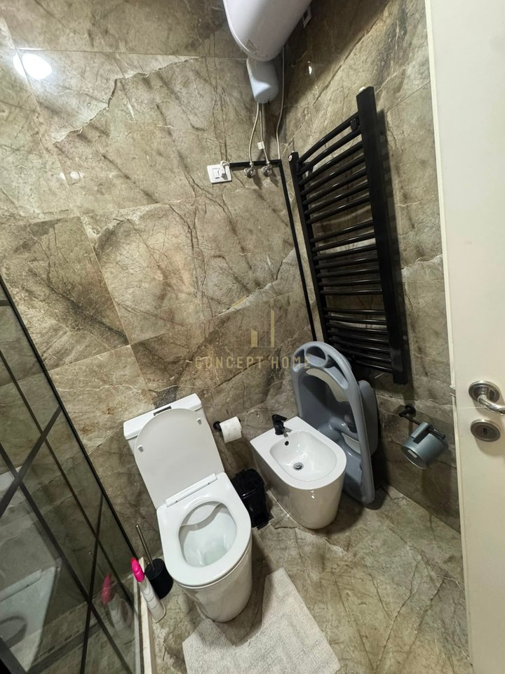 Jepet me qera apartament 2+1 tek Rruga e Dibres “Amerikan 2”