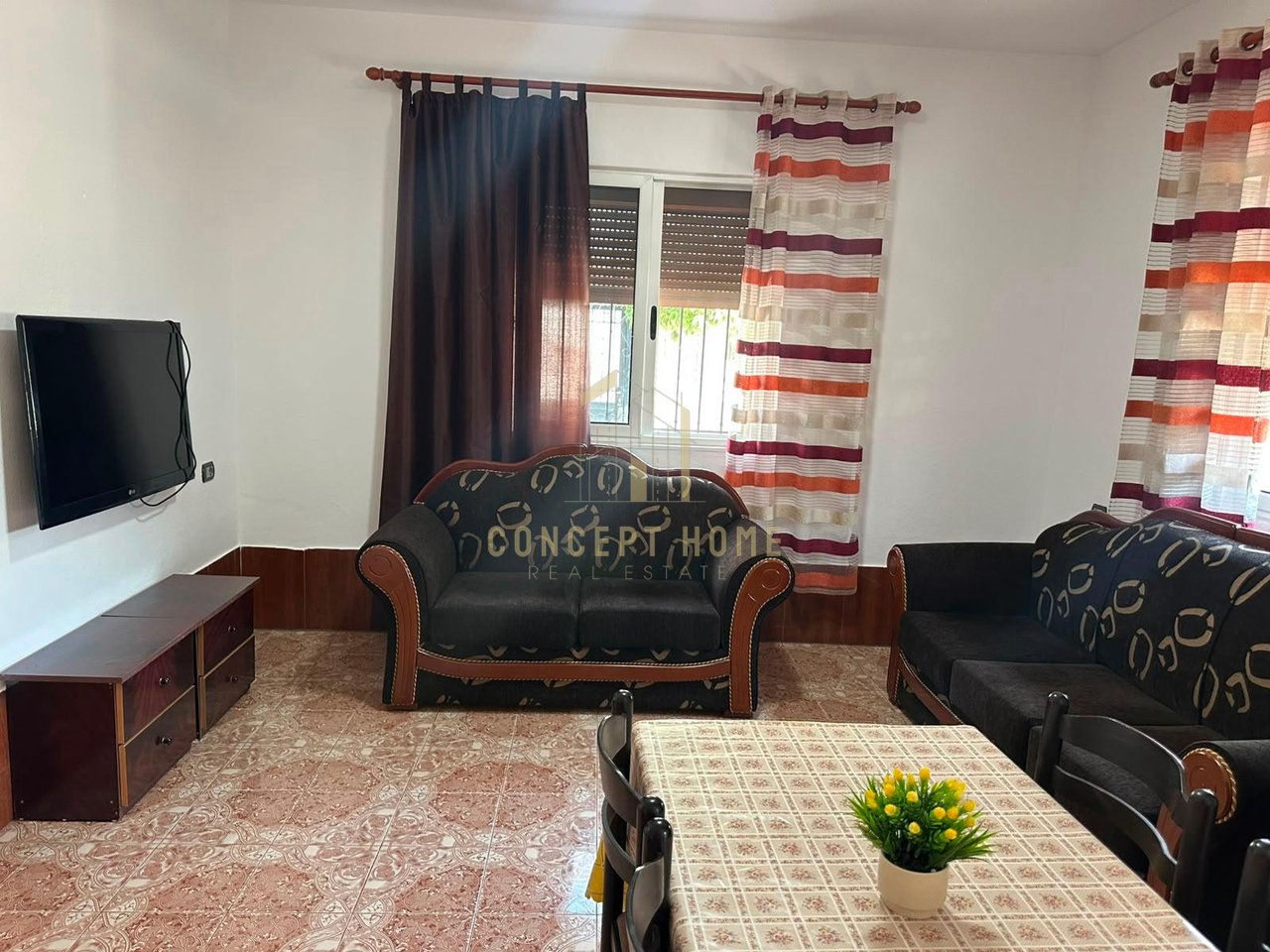 Jepet me qera apartament 2+1 tek Kthesa e Kamzes