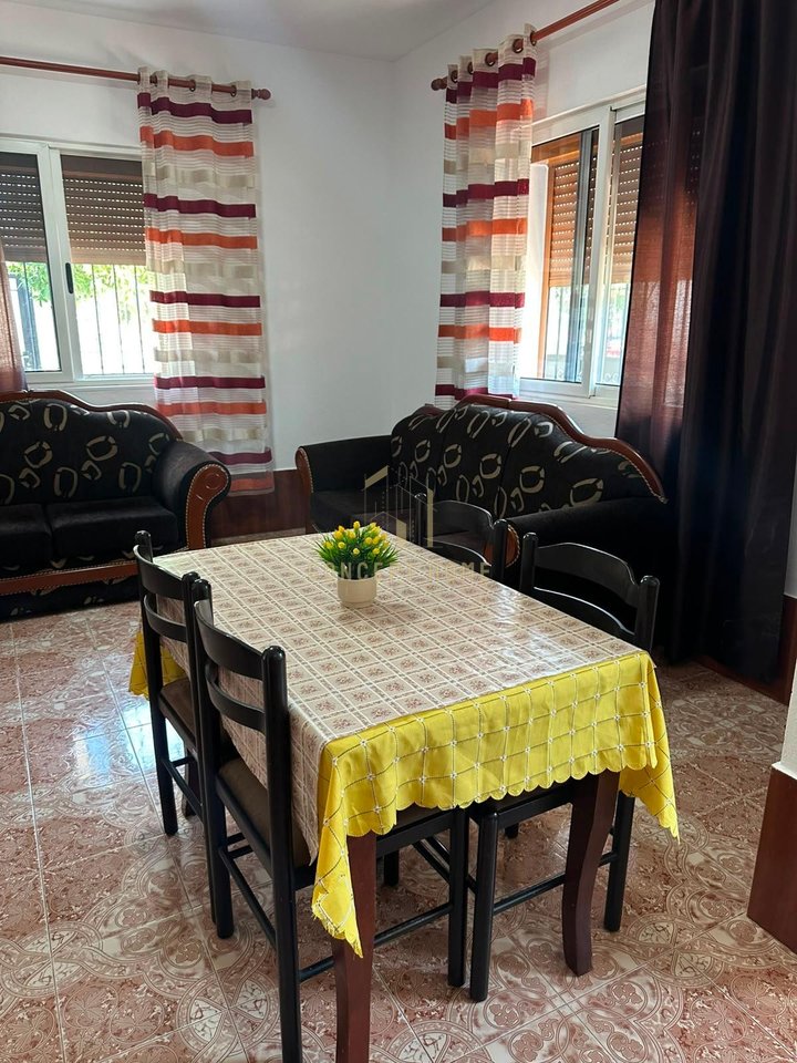 Jepet me qera apartament 2+1 tek Kthesa e Kamzes
