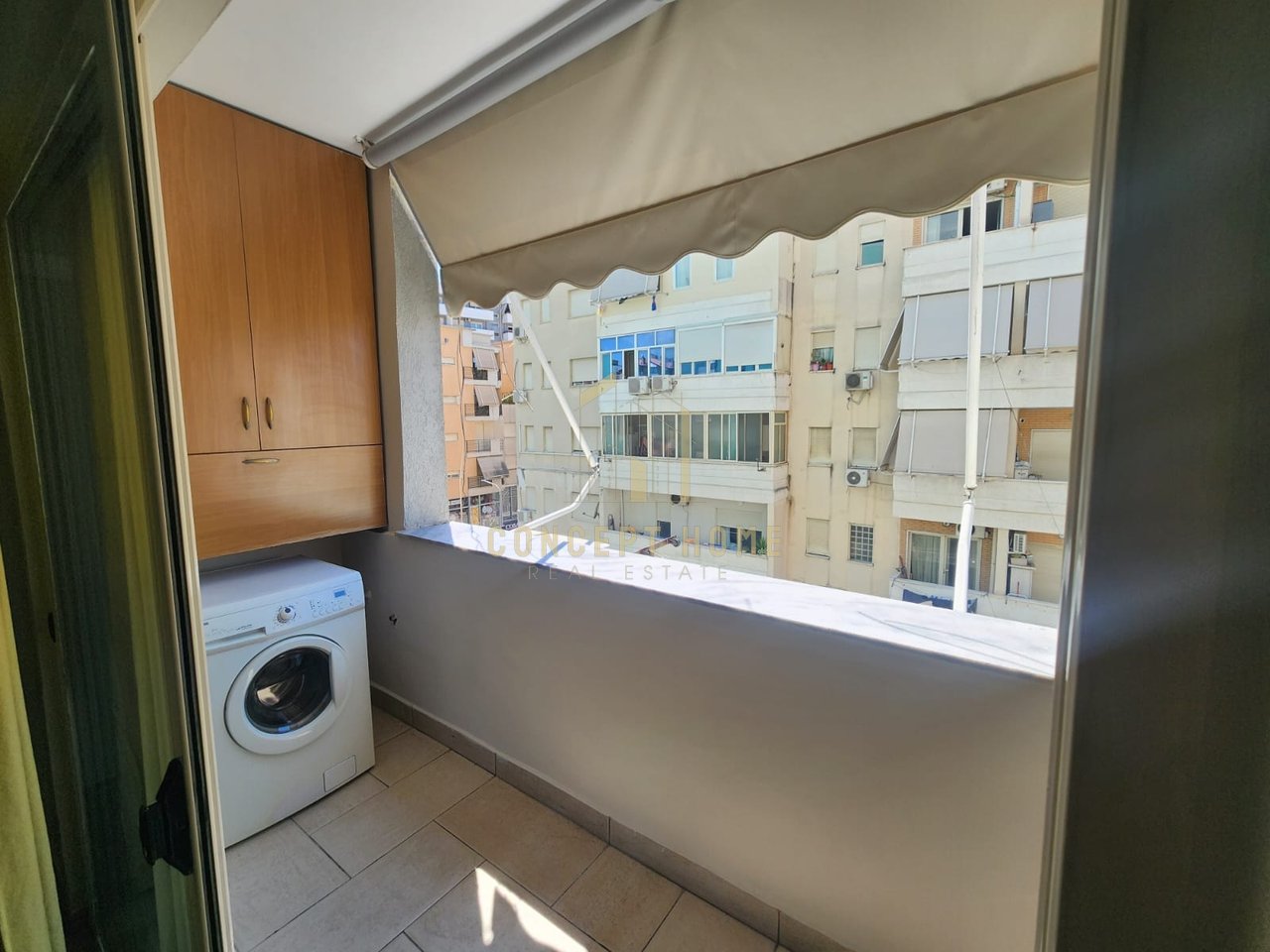 Apartment 2+1 for rent at Komuna e Parisit