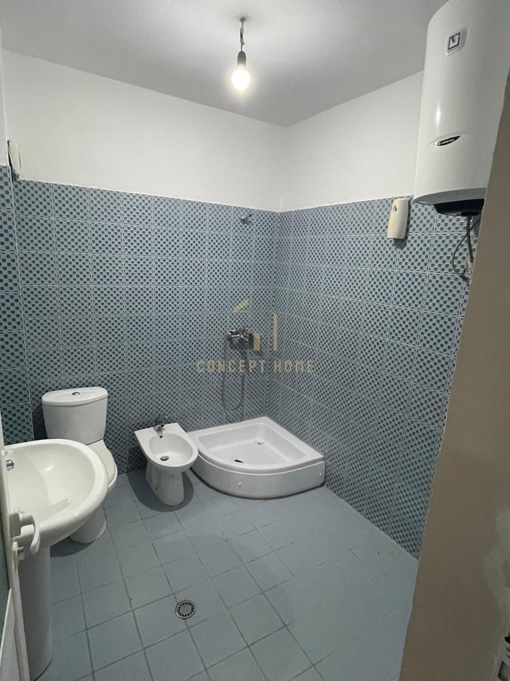 Apartment 2+1 for rent in Yzberisht