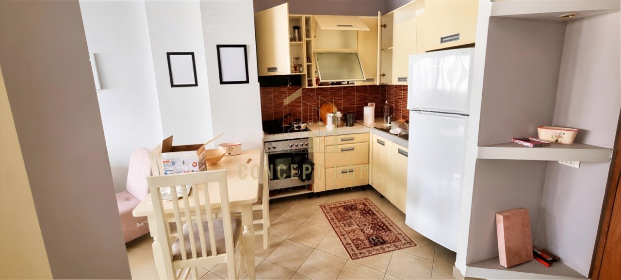 Apartment 1+1 for rent in Selvia.