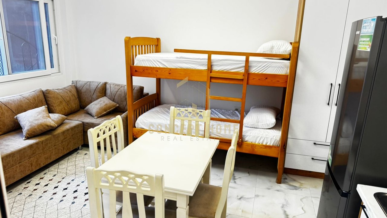 Garsoniere Me Qira në Rruga 5 Maji, Tiranë - 400€ | 40 m²