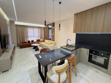 Jepet me qera apartament 1+1 ne Laprake