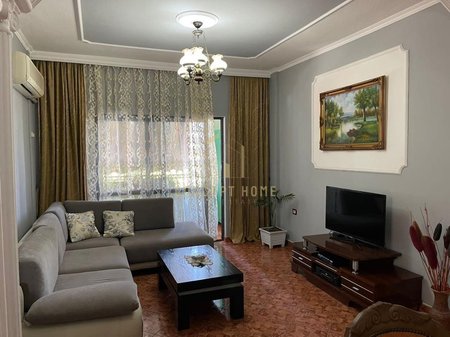 Jepet me qera apartament 2+1 ne Laprake