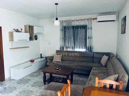 Apartment 2+1 for rent in Porcelan