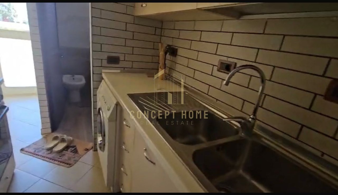 Appartamento 1+1 in Affitto in Via 5 Maggio, Tirana - 450€ | 55 m²